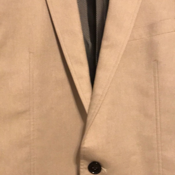 Le Chateau Blazer - Picture 5 of 7